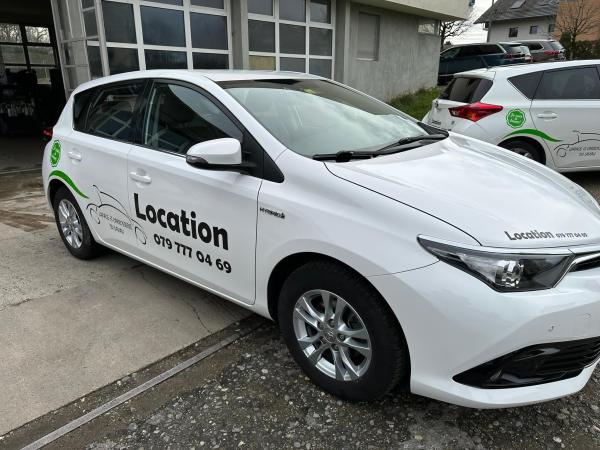 Toyota Auris 1.8 hybrid (2013)